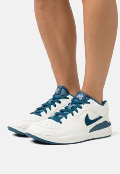 Jordan Stadium 90 - Sneakers Laag - Sail/Sky/Ozone Blue -Mode Schoenenselectie Winkel 125923064f094b719db6218d1223efaa scaled