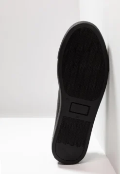 Bianco Biaajay- Sneakers Laag - Black -Mode Schoenenselectie Winkel 205eeae02d224f288e145e4b281467e8