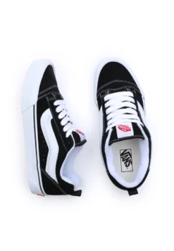 Vans Knu Skool Unisex - Skateschoenen - Black True White -Mode Schoenenselectie Winkel 2232144997fc4619bfeb6f42b359cc75 scaled