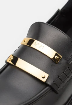N°21 Loafers - Instappers - Black -Mode Schoenenselectie Winkel 3040d209f8e4493e84a41215d6eb40df scaled