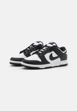 Nike Sportswear Dunk- Sneakers Laag - White/Black 10 Nike Sportswear Dunk- Sneakers Laag - White/Black -Mode Schoenenselectie Winkel 40ed4ebe4729445bbcfe91ce2f6f6d7f scaled