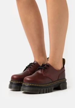 Dr. Martens Audrick 3I Shoe - Veterschoenen - Charro Brando