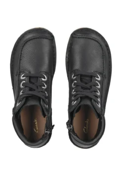 Clarks Originals Funny Cedar - Veterboots - Schwarz 6 Clarks Originals Funny Cedar - Veterboots - Schwarz -Mode Schoenenselectie Winkel 7940bcd9a08b45e0b53ed1655efcb491