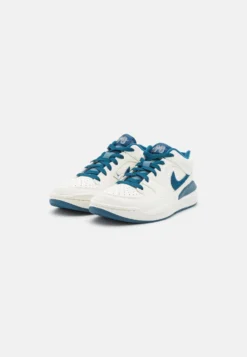 Jordan Stadium 90 - Sneakers Laag - Sail/Sky/Ozone Blue -Mode Schoenenselectie Winkel 7c4c6d3710f342f3b500eac55da632e8 scaled