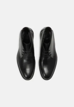 Lloyd Jamil - Veterschoenen - Schwarz -Mode Schoenenselectie Winkel 8f85965708884e2fafcfc265be628409 scaled