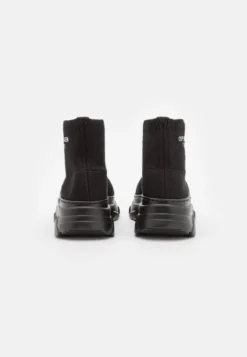 COPENHAGEN Sneakers Hoog - Black -Mode Schoenenselectie Winkel 9488183d72ce4178be5d3ae75ccd093d scaled