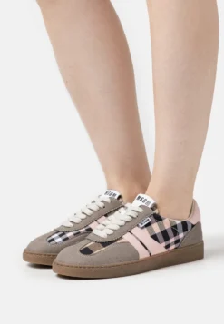 MSGM Retro Trainers - Sneakers Laag - Pink
