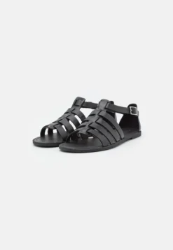 Vagabond Tia - Sandalen - Black 8 Vagabond Tia - Sandalen - Black -Mode Schoenenselectie Winkel cf2def011bff4de1a5fdd1781ae221c1 scaled