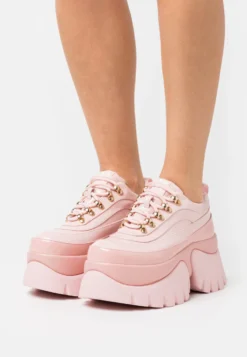 Uitgelichte producten 1 KOI FOOTWEAR Melanie Martinez Ribbon Cake Platform Shoes - Sneakers Laag - Pink/Purple