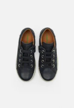 Froddo Star G - Sneakers Laag - Dark Blue -Mode Schoenenselectie Winkel dcc021e0cf08445a817f0459c8971dca scaled